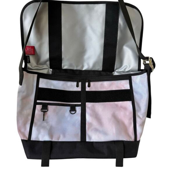 NWT! Free People x Manhattan Portage Messenger Bag in Cloud (MSRP $178) - Picture 5 of 11